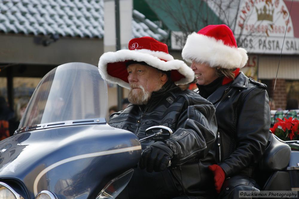 37th Annual Mayors Christmas Parade 2009\nPhotography by: Buckleman Photography\nall images ©2009 Buckleman Photography\nThe images displayed here are of low resolution;\nReprints available,  please contact us: \ngerard@bucklemanphotography.com\n410.608.7990\nbucklemanphotography.com\n_1049.CR2