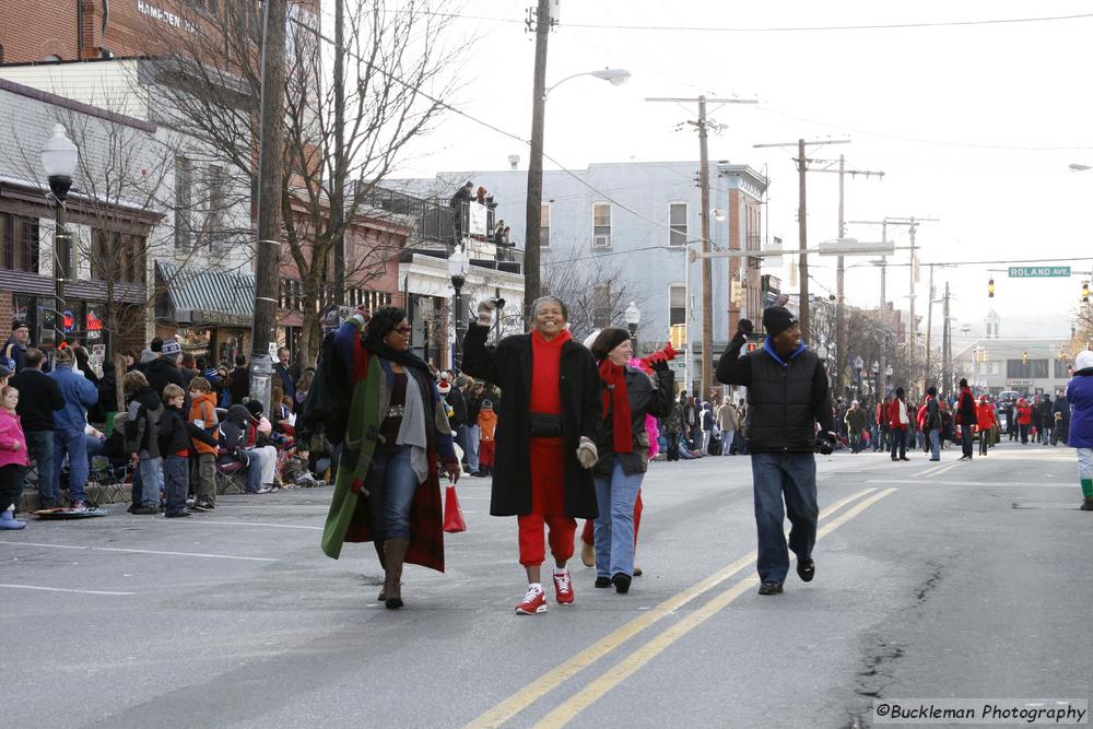 37th Annual Mayors Christmas Parade 2009\nPhotography by: Buckleman Photography\nall images ©2009 Buckleman Photography\nThe images displayed here are of low resolution;\nReprints available,  please contact us: \ngerard@bucklemanphotography.com\n410.608.7990\nbucklemanphotography.com\n_1088.CR2