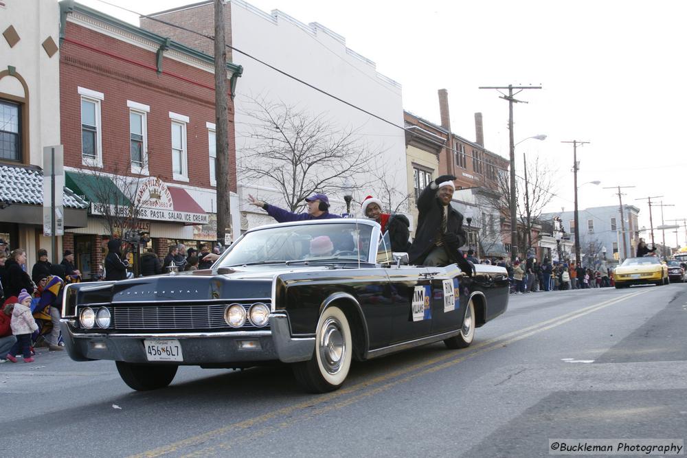 37th Annual Mayors Christmas Parade 2009\nPhotography by: Buckleman Photography\nall images ©2009 Buckleman Photography\nThe images displayed here are of low resolution;\nReprints available,  please contact us: \ngerard@bucklemanphotography.com\n410.608.7990\nbucklemanphotography.com\n_1130.CR2