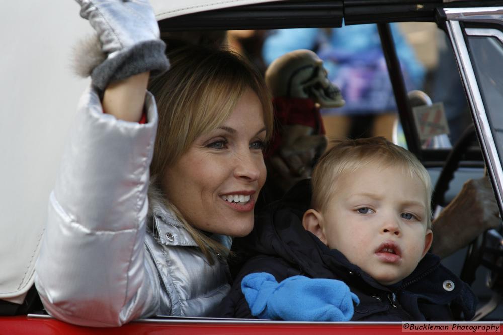 37th Annual Mayors Christmas Parade 2009\nPhotography by: Buckleman Photography\nall images ©2009 Buckleman Photography\nThe images displayed here are of low resolution;\nReprints available,  please contact us: \ngerard@bucklemanphotography.com\n410.608.7990\nbucklemanphotography.com\n_1169.CR2