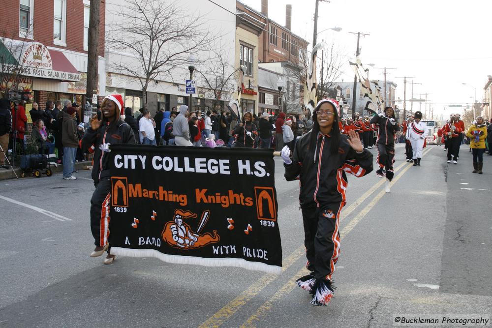 37th Annual Mayors Christmas Parade 2009\nPhotography by: Buckleman Photography\nall images ©2009 Buckleman Photography\nThe images displayed here are of low resolution;\nReprints available,  please contact us: \ngerard@bucklemanphotography.com\n410.608.7990\nbucklemanphotography.com\n_1201.CR2