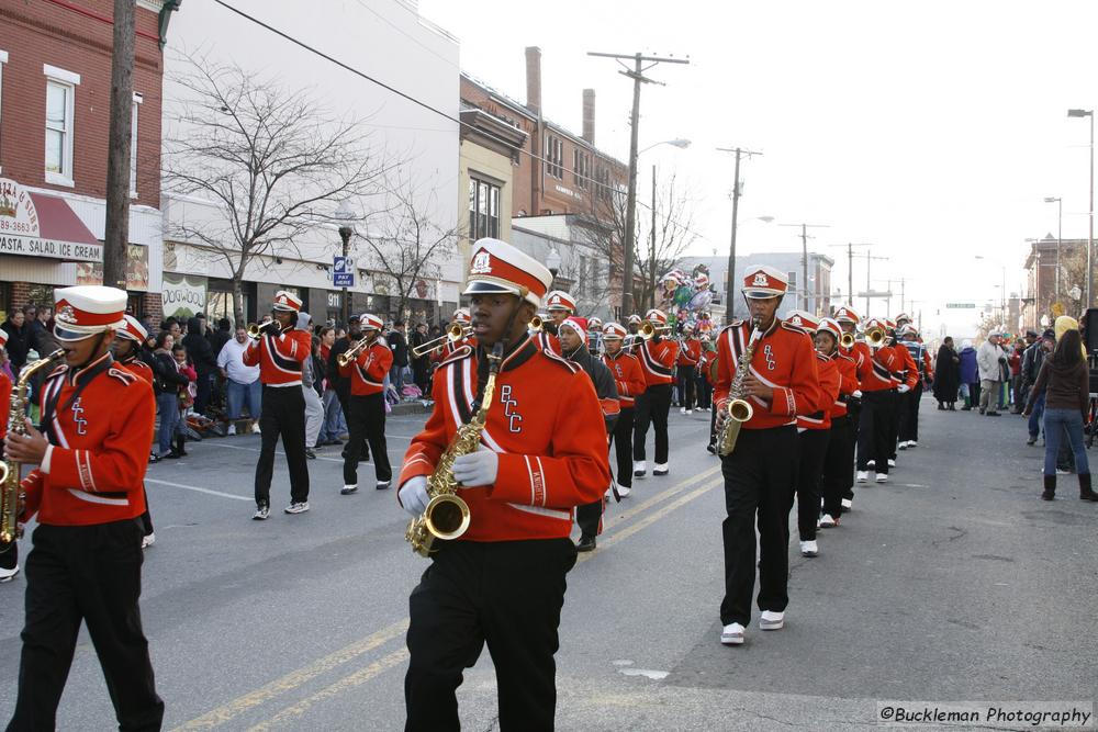 37th Annual Mayors Christmas Parade 2009\nPhotography by: Buckleman Photography\nall images ©2009 Buckleman Photography\nThe images displayed here are of low resolution;\nReprints available,  please contact us: \ngerard@bucklemanphotography.com\n410.608.7990\nbucklemanphotography.com\n_1206.CR2