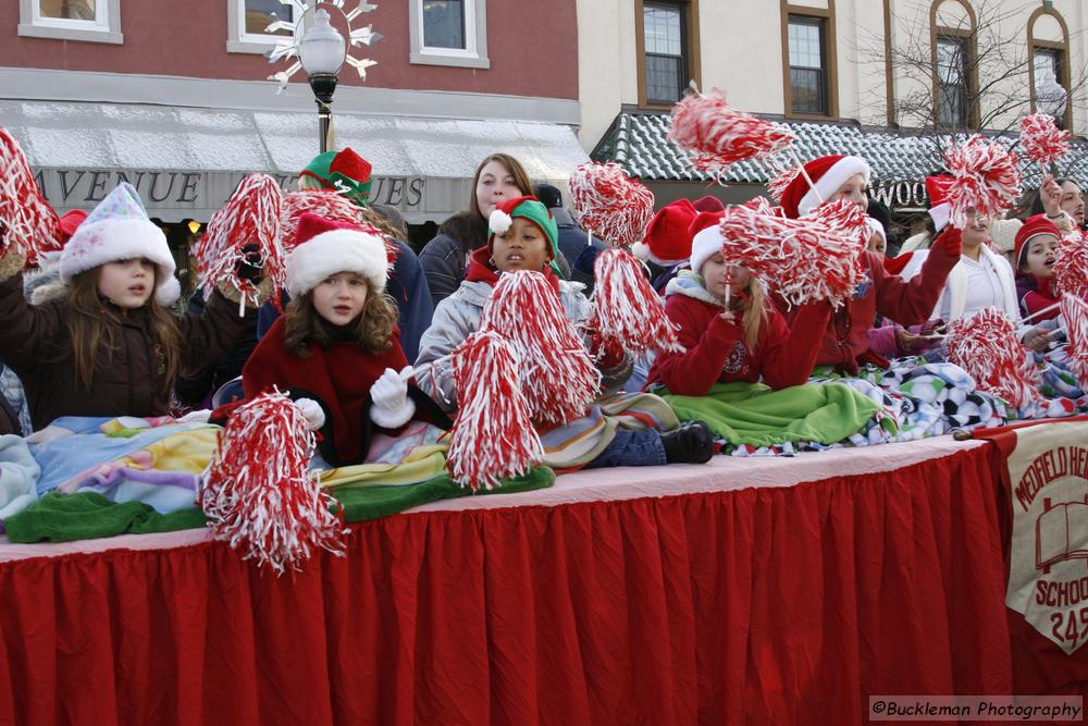 37th Annual Mayors Christmas Parade 2009\nPhotography by: Buckleman Photography\nall images ©2009 Buckleman Photography\nThe images displayed here are of low resolution;\nReprints available,  please contact us: \ngerard@bucklemanphotography.com\n410.608.7990\nbucklemanphotography.com\n_1219.CR2
