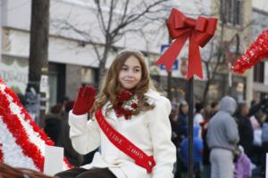 37th Annual Mayors Christmas Parade 2009\nPhotography by: Buckleman Photography\nall images ©2009 Buckleman Photography\nThe images displayed here are of low resolution;\nReprints available,  please contact us: \ngerard@bucklemanphotography.com\n410.608.7990\nbucklemanphotography.com\n_1239.CR2
