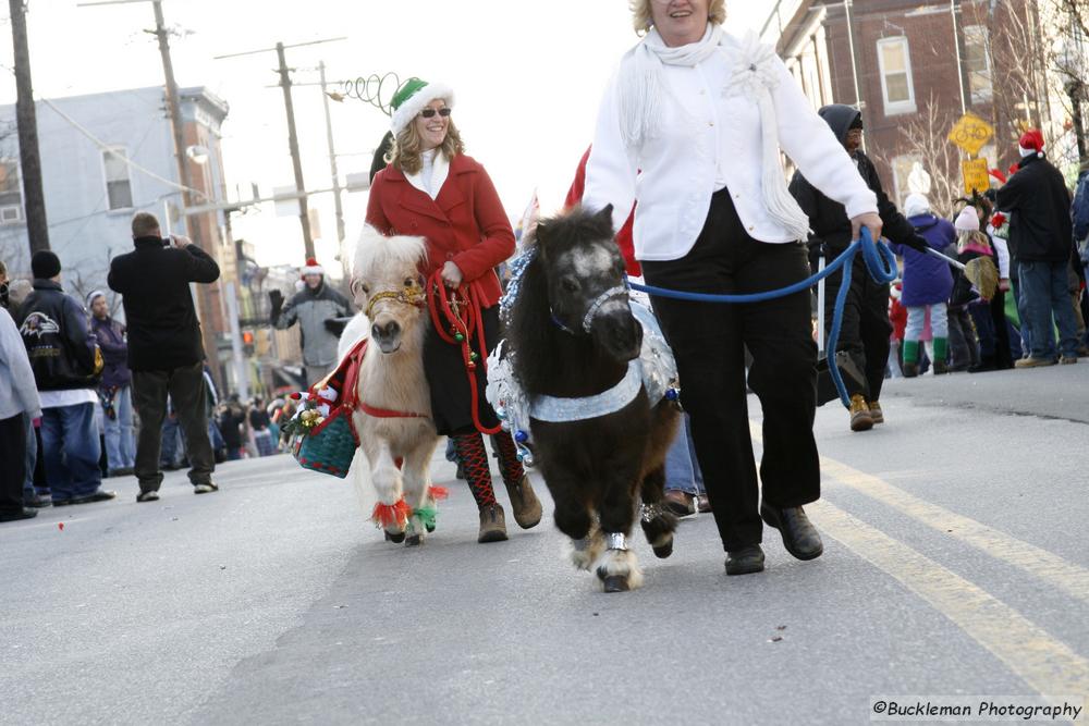 37th Annual Mayors Christmas Parade 2009\nPhotography by: Buckleman Photography\nall images ©2009 Buckleman Photography\nThe images displayed here are of low resolution;\nReprints available,  please contact us: \ngerard@bucklemanphotography.com\n410.608.7990\nbucklemanphotography.com\n_1303.CR2