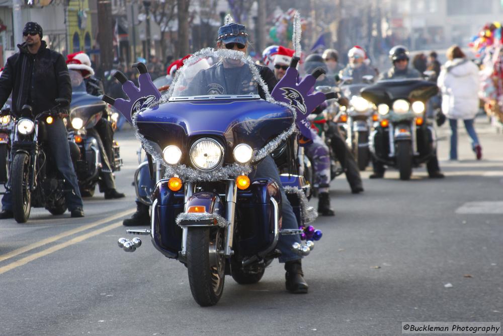 37th Annual Mayors Christmas Parade 2009\nPhotography by: Buckleman Photography\nall images ©2009 Buckleman Photography\nThe images displayed here are of low resolution;\nReprints available,  please contact us: \ngerard@bucklemanphotography.com\n410.608.7990\nbucklemanphotography.com\n_3334.CR2