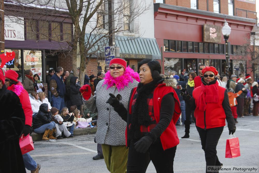 37th Annual Mayors Christmas Parade 2009\nPhotography by: Buckleman Photography\nall images ©2009 Buckleman Photography\nThe images displayed here are of low resolution;\nReprints available,  please contact us: \ngerard@bucklemanphotography.com\n410.608.7990\nbucklemanphotography.com\n_3368.CR2