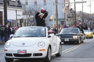 37th Annual Mayors Christmas Parade 2009\nPhotography by: Buckleman Photography\nall images ©2009 Buckleman Photography\nThe images displayed here are of low resolution;\nReprints available,  please contact us: \ngerard@bucklemanphotography.com\n410.608.7990\nbucklemanphotography.com\n_3391.CR2