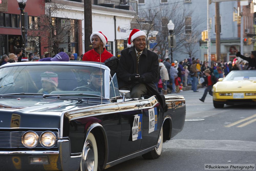 37th Annual Mayors Christmas Parade 2009\nPhotography by: Buckleman Photography\nall images ©2009 Buckleman Photography\nThe images displayed here are of low resolution;\nReprints available,  please contact us: \ngerard@bucklemanphotography.com\n410.608.7990\nbucklemanphotography.com\n_3395.CR2