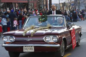 37th Annual Mayors Christmas Parade 2009\nPhotography by: Buckleman Photography\nall images ©2009 Buckleman Photography\nThe images displayed here are of low resolution;\nReprints available,  please contact us: \ngerard@bucklemanphotography.com\n410.608.7990\nbucklemanphotography.com\n_3400.CR2