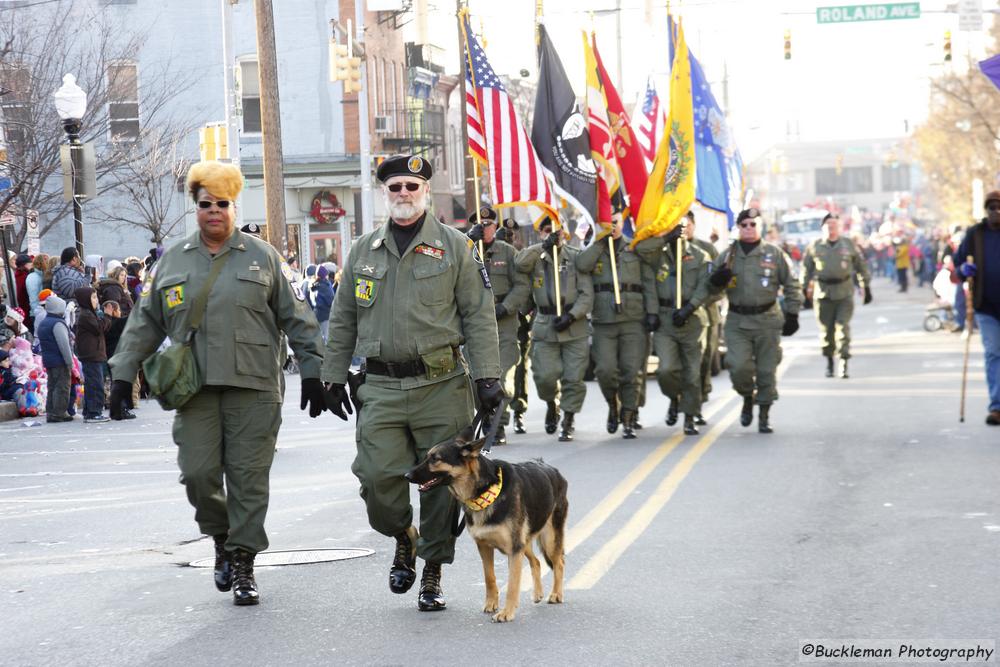 37th Annual Mayors Christmas Parade 2009\nPhotography by: Buckleman Photography\nall images ©2009 Buckleman Photography\nThe images displayed here are of low resolution;\nReprints available,  please contact us: \ngerard@bucklemanphotography.com\n410.608.7990\nbucklemanphotography.com\n_3437.CR2