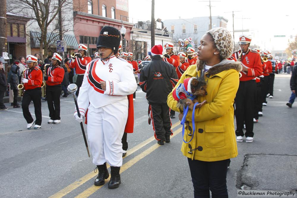 37th Annual Mayors Christmas Parade 2009\nPhotography by: Buckleman Photography\nall images ©2009 Buckleman Photography\nThe images displayed here are of low resolution;\nReprints available,  please contact us: \ngerard@bucklemanphotography.com\n410.608.7990\nbucklemanphotography.com\n_3447.CR2