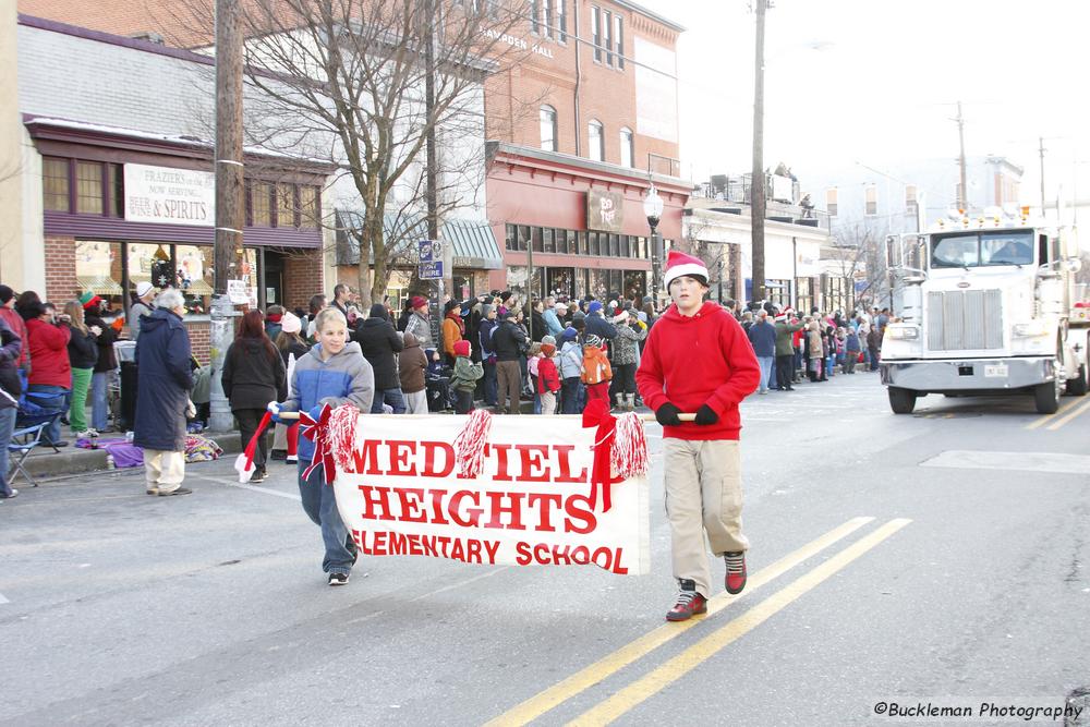 37th Annual Mayors Christmas Parade 2009\nPhotography by: Buckleman Photography\nall images ©2009 Buckleman Photography\nThe images displayed here are of low resolution;\nReprints available,  please contact us: \ngerard@bucklemanphotography.com\n410.608.7990\nbucklemanphotography.com\n_3451.CR2