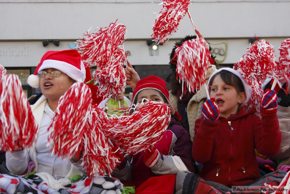 37th Annual Mayors Christmas Parade 2009\nPhotography by: Buckleman Photography\nall images ©2009 Buckleman Photography\nThe images displayed here are of low resolution;\nReprints available,  please contact us: \ngerard@bucklemanphotography.com\n410.608.7990\nbucklemanphotography.com\n_3461.CR2