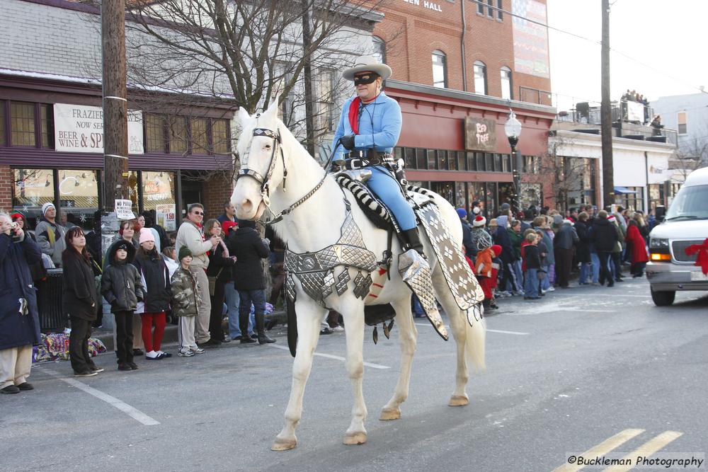 37th Annual Mayors Christmas Parade 2009\nPhotography by: Buckleman Photography\nall images ©2009 Buckleman Photography\nThe images displayed here are of low resolution;\nReprints available,  please contact us: \ngerard@bucklemanphotography.com\n410.608.7990\nbucklemanphotography.com\n_3467.CR2