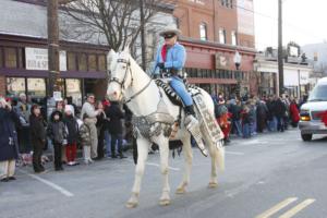 37th Annual Mayors Christmas Parade 2009\nPhotography by: Buckleman Photography\nall images ©2009 Buckleman Photography\nThe images displayed here are of low resolution;\nReprints available,  please contact us: \ngerard@bucklemanphotography.com\n410.608.7990\nbucklemanphotography.com\n_3467.CR2