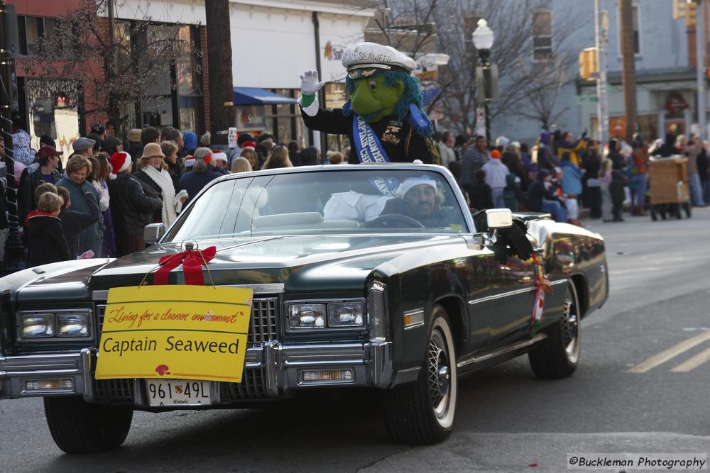 37th Annual Mayors Christmas Parade 2009\nPhotography by: Buckleman Photography\nall images ©2009 Buckleman Photography\nThe images displayed here are of low resolution;\nReprints available,  please contact us: \ngerard@bucklemanphotography.com\n410.608.7990\nbucklemanphotography.com\n_3487.CR2