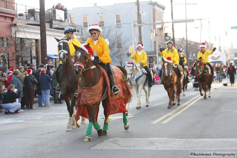 37th Annual Mayors Christmas Parade 2009\nPhotography by: Buckleman Photography\nall images ©2009 Buckleman Photography\nThe images displayed here are of low resolution;\nReprints available,  please contact us: \ngerard@bucklemanphotography.com\n410.608.7990\nbucklemanphotography.com\n_3508.CR2