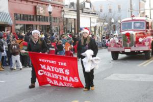 37th Annual Mayors Christmas Parade 2009\nPhotography by: Buckleman Photography\nall images ©2009 Buckleman Photography\nThe images displayed here are of low resolution;\nReprints available,  please contact us: \ngerard@bucklemanphotography.com\n410.608.7990\nbucklemanphotography.com\n_3525.CR2