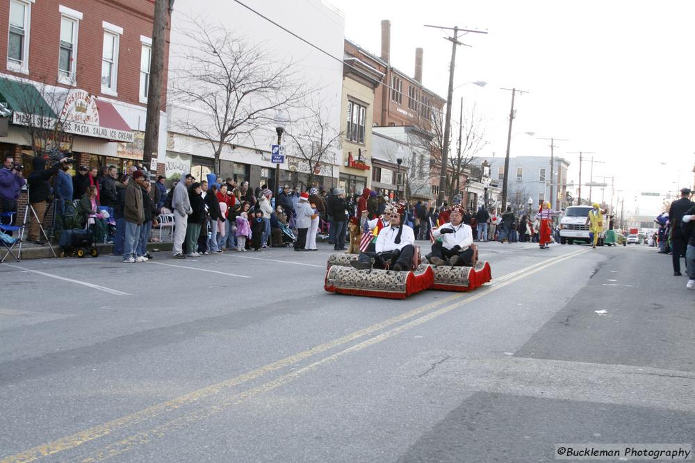 37th Annual Mayors Christmas Parade 2009\nPhotography by: Buckleman Photography\nall images ©2009 Buckleman Photography\nThe images displayed here are of low resolution;\nReprints available,  please contact us: \ngerard@bucklemanphotography.com\n410.608.7990\nbucklemanphotography.com\n1354.CR2