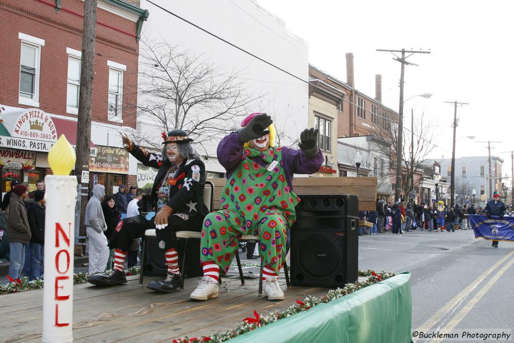 37th Annual Mayors Christmas Parade 2009\nPhotography by: Buckleman Photography\nall images ©2009 Buckleman Photography\nThe images displayed here are of low resolution;\nReprints available,  please contact us: \ngerard@bucklemanphotography.com\n410.608.7990\nbucklemanphotography.com\n1362.CR2