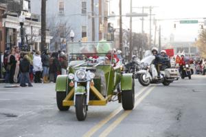 37th Annual Mayors Christmas Parade 2009\nPhotography by: Buckleman Photography\nall images ©2009 Buckleman Photography\nThe images displayed here are of low resolution;\nReprints available,  please contact us: \ngerard@bucklemanphotography.com\n410.608.7990\nbucklemanphotography.com\n1372.CR2