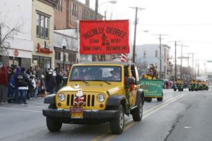 37th Annual Mayors Christmas Parade 2009\nPhotography by: Buckleman Photography\nall images ©2009 Buckleman Photography\nThe images displayed here are of low resolution;\nReprints available,  please contact us: \ngerard@bucklemanphotography.com\n410.608.7990\nbucklemanphotography.com\n1380.CR2