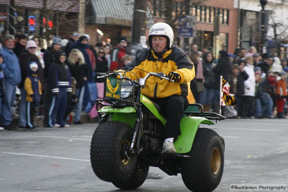 37th Annual Mayors Christmas Parade 2009\nPhotography by: Buckleman Photography\nall images ©2009 Buckleman Photography\nThe images displayed here are of low resolution;\nReprints available,  please contact us: \ngerard@bucklemanphotography.com\n410.608.7990\nbucklemanphotography.com\n1389.CR2