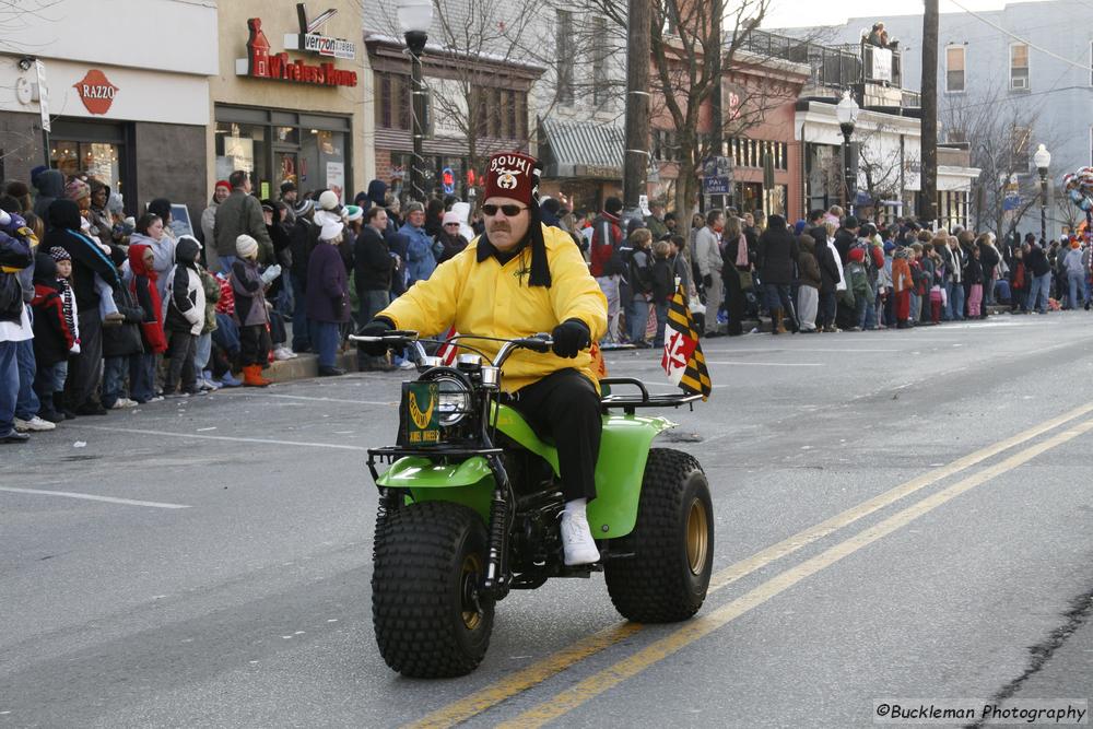 37th Annual Mayors Christmas Parade 2009\nPhotography by: Buckleman Photography\nall images ©2009 Buckleman Photography\nThe images displayed here are of low resolution;\nReprints available,  please contact us: \ngerard@bucklemanphotography.com\n410.608.7990\nbucklemanphotography.com\n1390.CR2