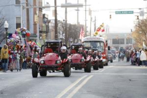 37th Annual Mayors Christmas Parade 2009\nPhotography by: Buckleman Photography\nall images ©2009 Buckleman Photography\nThe images displayed here are of low resolution;\nReprints available,  please contact us: \ngerard@bucklemanphotography.com\n410.608.7990\nbucklemanphotography.com\n1395.CR2