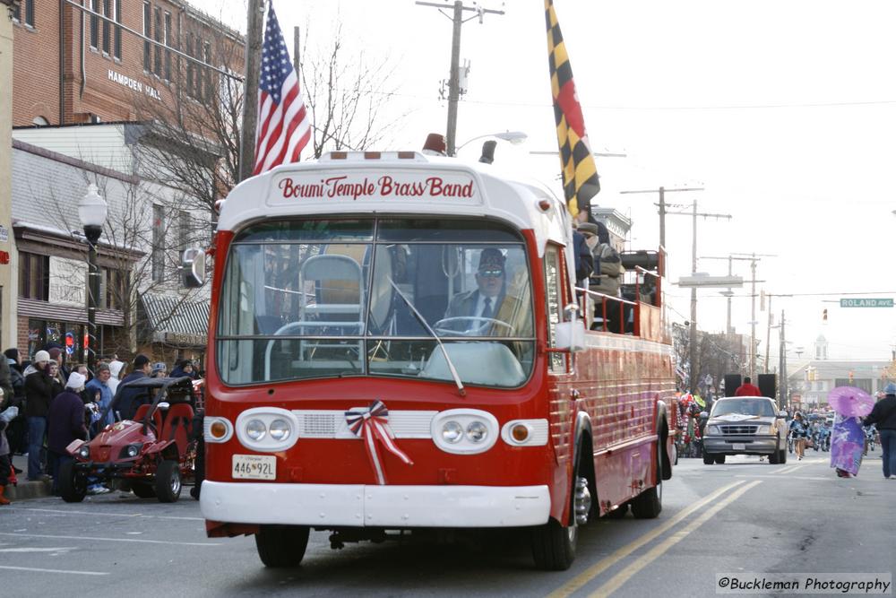 37th Annual Mayors Christmas Parade 2009\nPhotography by: Buckleman Photography\nall images ©2009 Buckleman Photography\nThe images displayed here are of low resolution;\nReprints available,  please contact us: \ngerard@bucklemanphotography.com\n410.608.7990\nbucklemanphotography.com\n1398.CR2