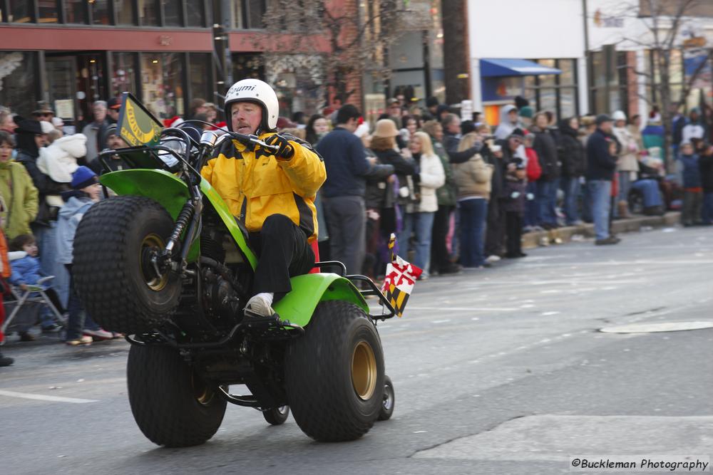 37th Annual Mayors Christmas Parade 2009\nPhotography by: Buckleman Photography\nall images ©2009 Buckleman Photography\nThe images displayed here are of low resolution;\nReprints available,  please contact us: \ngerard@bucklemanphotography.com\n410.608.7990\nbucklemanphotography.com\n3562.CR2