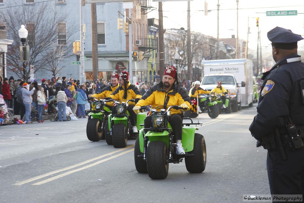 37th Annual Mayors Christmas Parade 2009\nPhotography by: Buckleman Photography\nall images ©2009 Buckleman Photography\nThe images displayed here are of low resolution;\nReprints available,  please contact us: \ngerard@bucklemanphotography.com\n410.608.7990\nbucklemanphotography.com\n3568.CR2