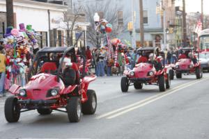 37th Annual Mayors Christmas Parade 2009\nPhotography by: Buckleman Photography\nall images ©2009 Buckleman Photography\nThe images displayed here are of low resolution;\nReprints available,  please contact us: \ngerard@bucklemanphotography.com\n410.608.7990\nbucklemanphotography.com\n3574.CR2