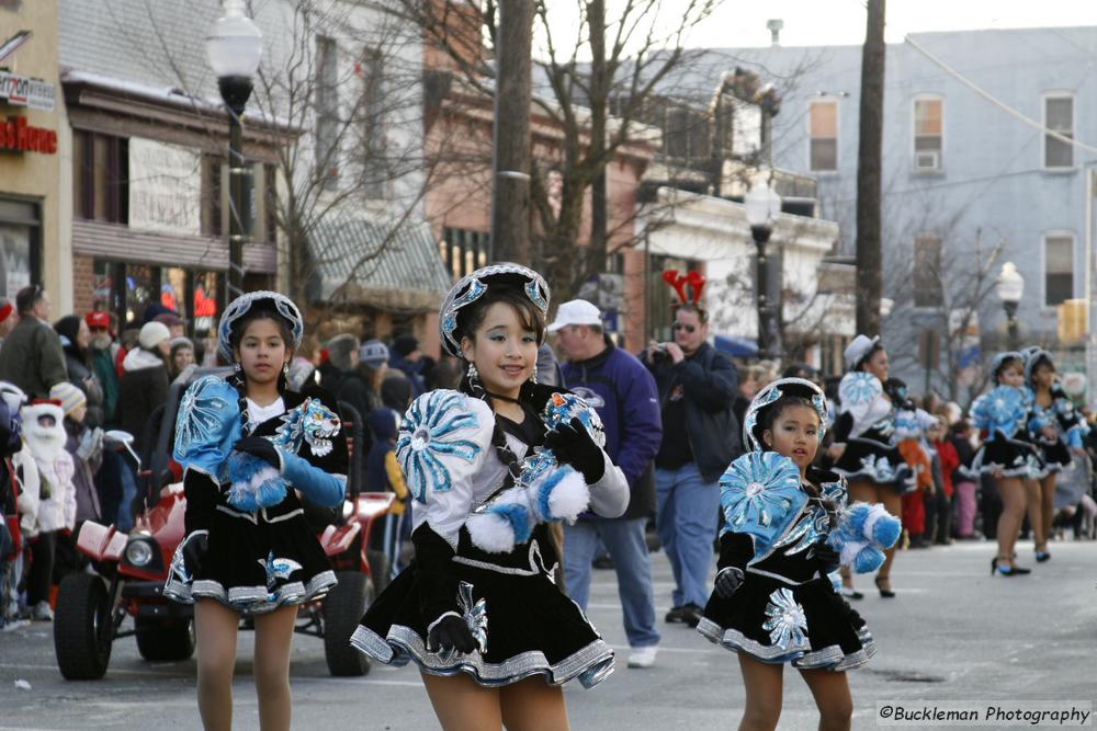 37th Annual Mayors Christmas Parade 2009\nPhotography by: Buckleman Photography\nall images ©2009 Buckleman Photography\nThe images displayed here are of low resolution;\nReprints available,  please contact us: \ngerard@bucklemanphotography.com\n410.608.7990\nbucklemanphotography.com\n1403.CR2