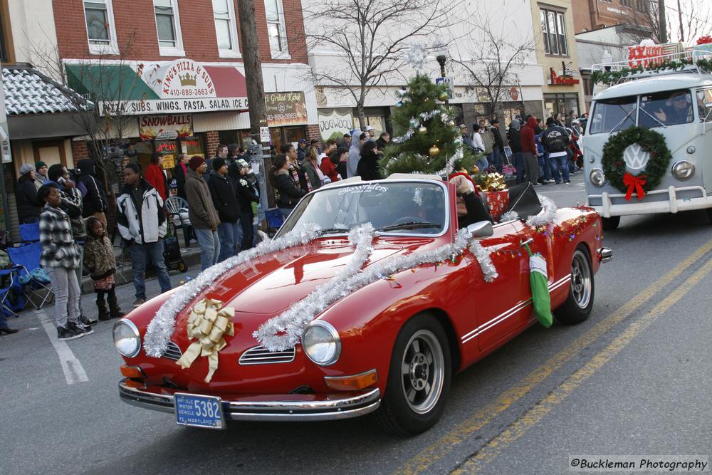 37th Annual Mayors Christmas Parade 2009\nPhotography by: Buckleman Photography\nall images ©2009 Buckleman Photography\nThe images displayed here are of low resolution;\nReprints available,  please contact us: \ngerard@bucklemanphotography.com\n410.608.7990\nbucklemanphotography.com\n1427.CR2