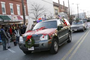 37th Annual Mayors Christmas Parade 2009\nPhotography by: Buckleman Photography\nall images ©2009 Buckleman Photography\nThe images displayed here are of low resolution;\nReprints available,  please contact us: \ngerard@bucklemanphotography.com\n410.608.7990\nbucklemanphotography.com\n1443.CR2