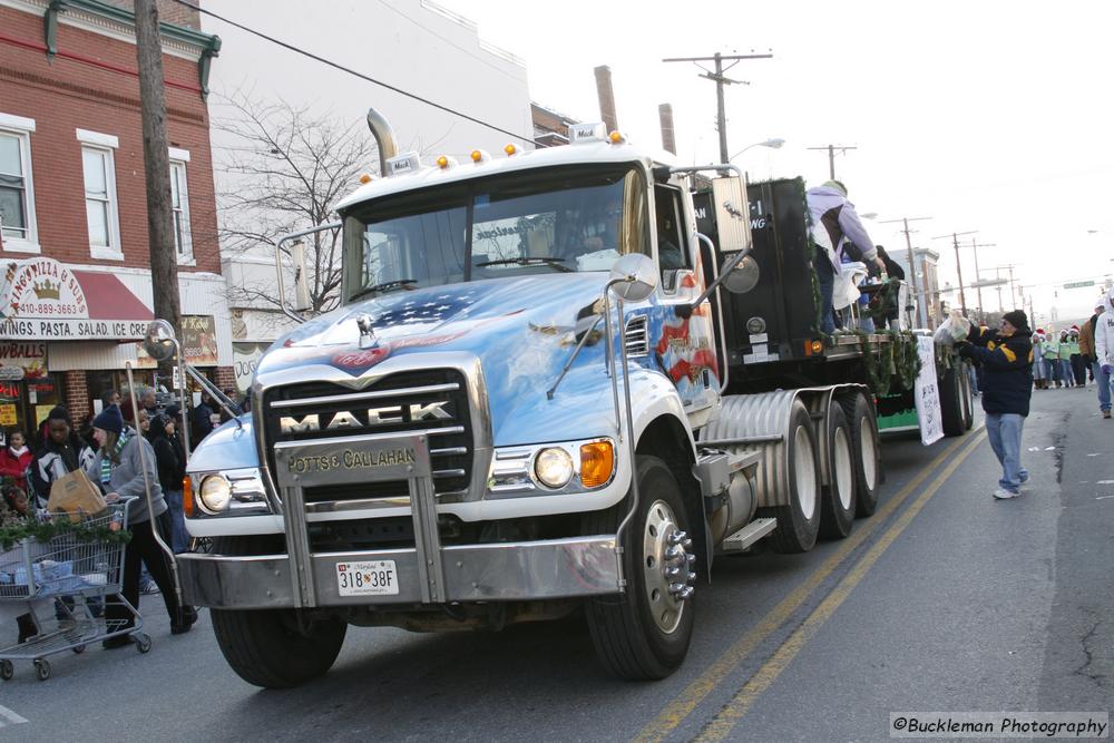 37th Annual Mayors Christmas Parade 2009\nPhotography by: Buckleman Photography\nall images ©2009 Buckleman Photography\nThe images displayed here are of low resolution;\nReprints available,  please contact us: \ngerard@bucklemanphotography.com\n410.608.7990\nbucklemanphotography.com\n1449.CR2