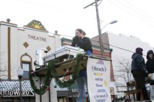 37th Annual Mayors Christmas Parade 2009\nPhotography by: Buckleman Photography\nall images ©2009 Buckleman Photography\nThe images displayed here are of low resolution;\nReprints available,  please contact us: \ngerard@bucklemanphotography.com\n410.608.7990\nbucklemanphotography.com\n1451.CR2