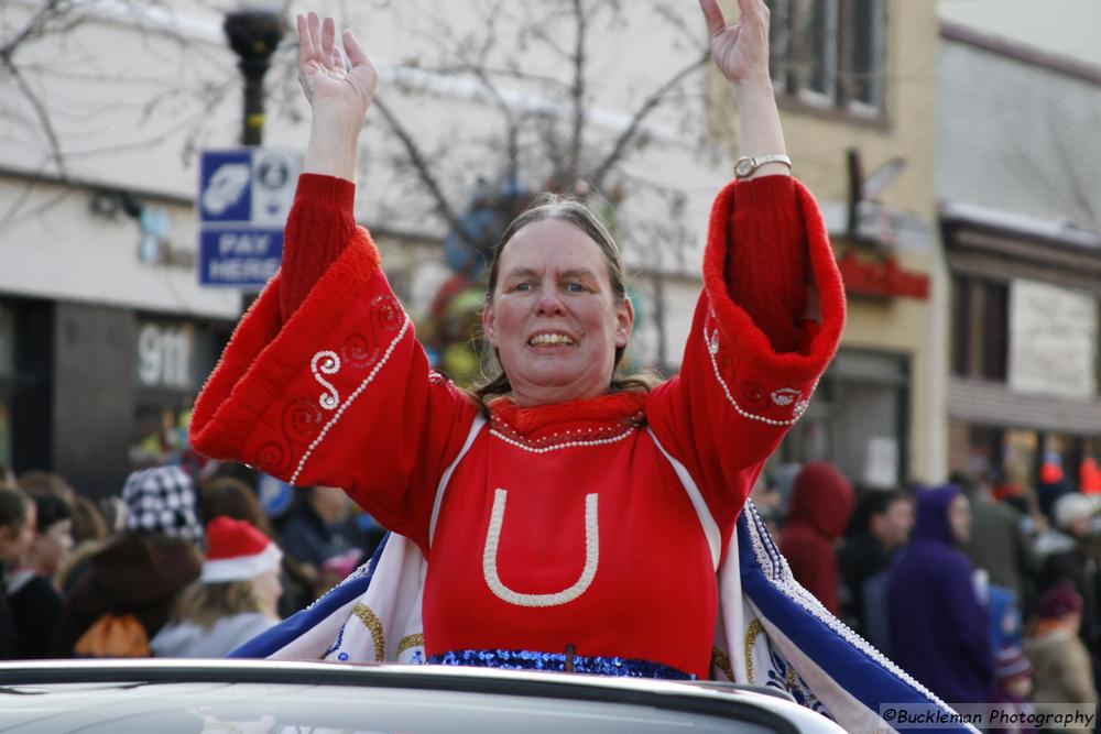 37th Annual Mayors Christmas Parade 2009\nPhotography by: Buckleman Photography\nall images ©2009 Buckleman Photography\nThe images displayed here are of low resolution;\nReprints available,  please contact us: \ngerard@bucklemanphotography.com\n410.608.7990\nbucklemanphotography.com\n1466.CR2