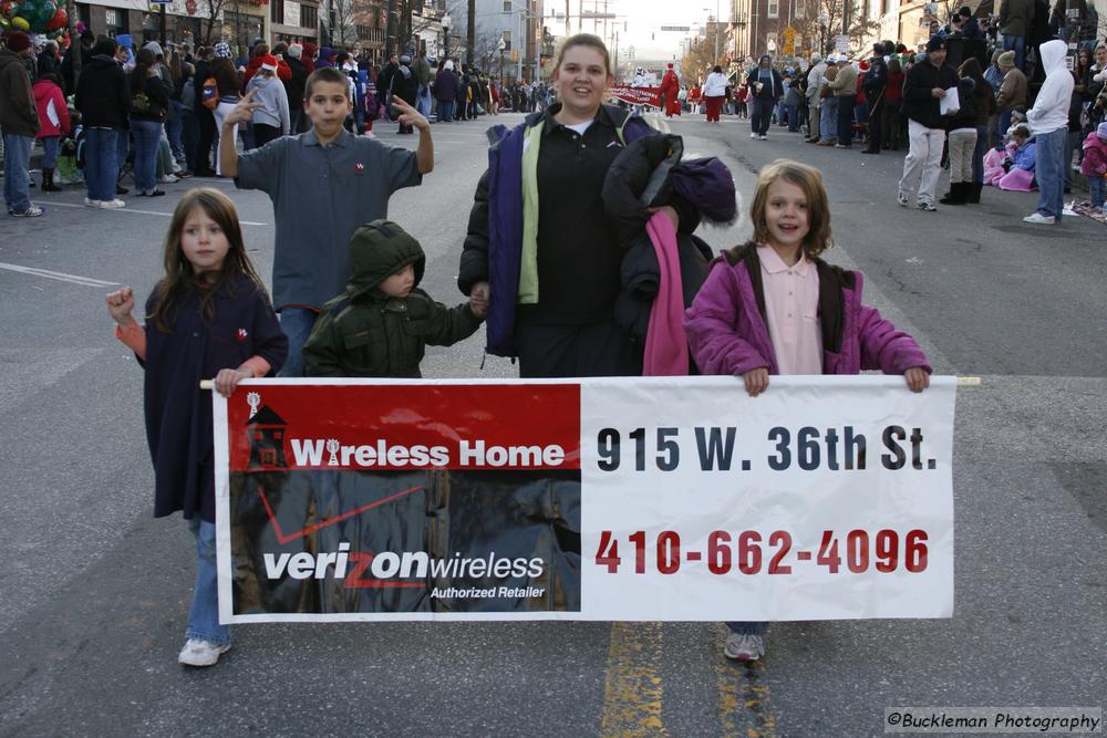 37th Annual Mayors Christmas Parade 2009\nPhotography by: Buckleman Photography\nall images ©2009 Buckleman Photography\nThe images displayed here are of low resolution;\nReprints available,  please contact us: \ngerard@bucklemanphotography.com\n410.608.7990\nbucklemanphotography.com\n1541.CR2