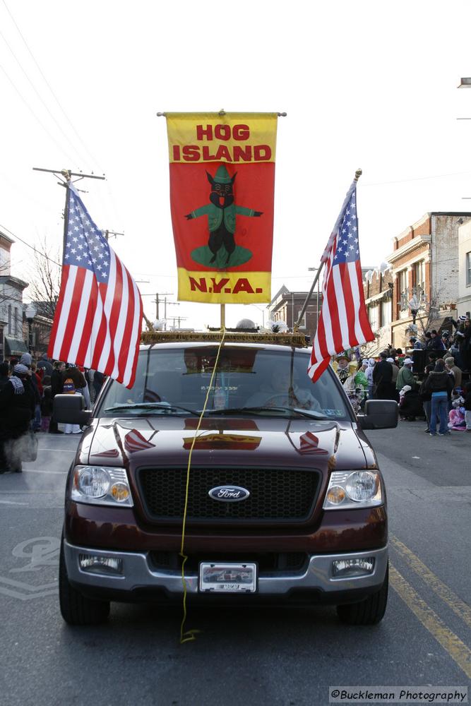 37th Annual Mayors Christmas Parade 2009\nPhotography by: Buckleman Photography\nall images ©2009 Buckleman Photography\nThe images displayed here are of low resolution;\nReprints available,  please contact us: \ngerard@bucklemanphotography.com\n410.608.7990\nbucklemanphotography.com\n1596.CR2