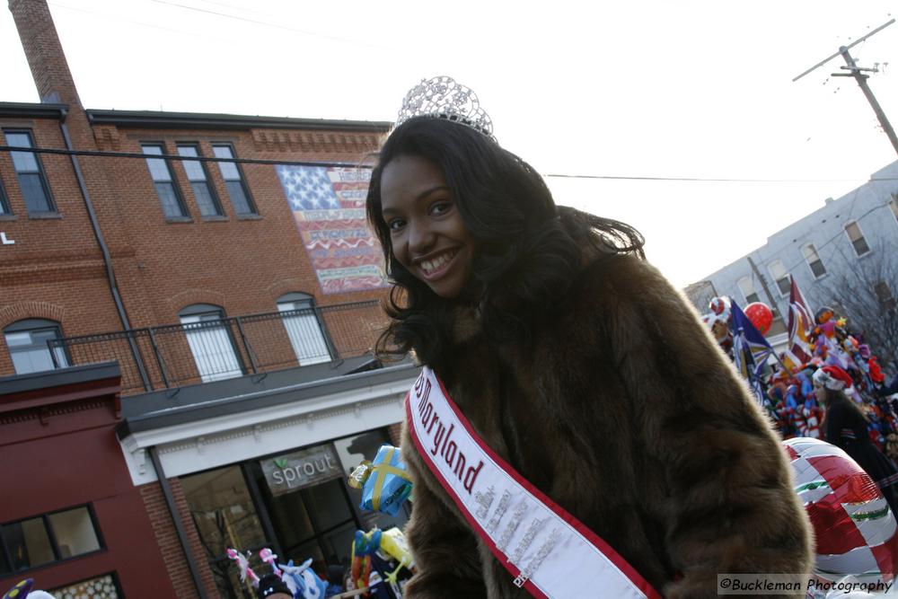 37th Annual Mayors Christmas Parade 2009\nPhotography by: Buckleman Photography\nall images ©2009 Buckleman Photography\nThe images displayed here are of low resolution;\nReprints available,  please contact us: \ngerard@bucklemanphotography.com\n410.608.7990\nbucklemanphotography.com\n1643.CR2