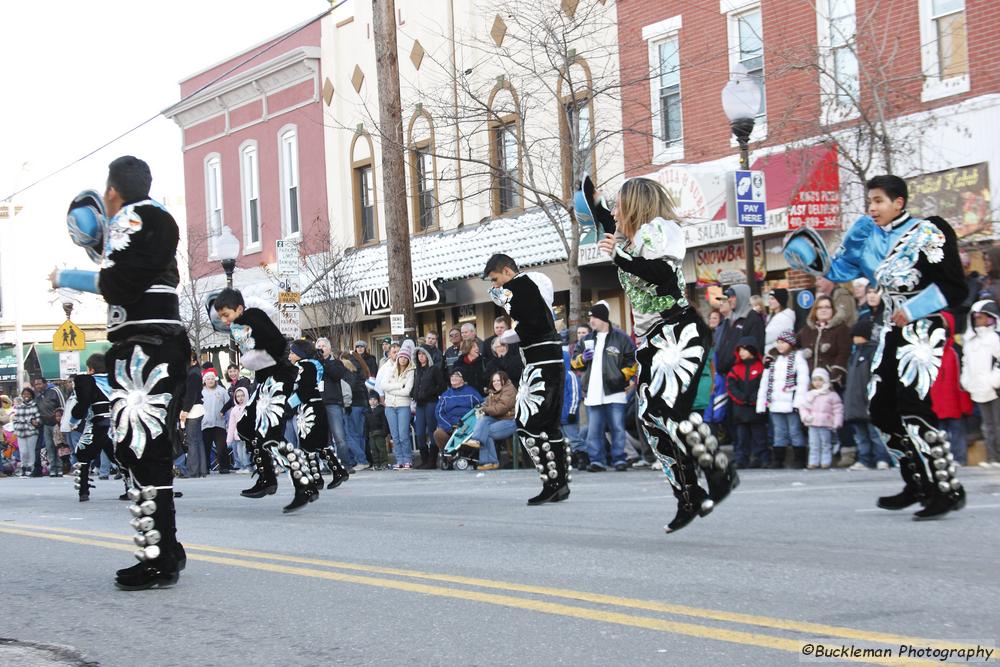 37th Annual Mayors Christmas Parade 2009\nPhotography by: Buckleman Photography\nall images ©2009 Buckleman Photography\nThe images displayed here are of low resolution;\nReprints available,  please contact us: \ngerard@bucklemanphotography.com\n410.608.7990\nbucklemanphotography.com\n3588.CR2