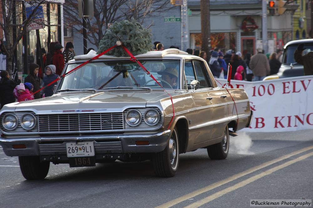 37th Annual Mayors Christmas Parade 2009\nPhotography by: Buckleman Photography\nall images ©2009 Buckleman Photography\nThe images displayed here are of low resolution;\nReprints available,  please contact us: \ngerard@bucklemanphotography.com\n410.608.7990\nbucklemanphotography.com\n3608.CR2