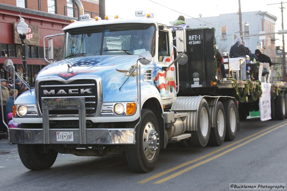 37th Annual Mayors Christmas Parade 2009\nPhotography by: Buckleman Photography\nall images ©2009 Buckleman Photography\nThe images displayed here are of low resolution;\nReprints available,  please contact us: \ngerard@bucklemanphotography.com\n410.608.7990\nbucklemanphotography.com\n3614.CR2