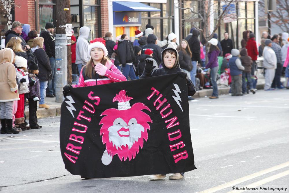 37th Annual Mayors Christmas Parade 2009\nPhotography by: Buckleman Photography\nall images ©2009 Buckleman Photography\nThe images displayed here are of low resolution;\nReprints available,  please contact us: \ngerard@bucklemanphotography.com\n410.608.7990\nbucklemanphotography.com\n3640.CR2