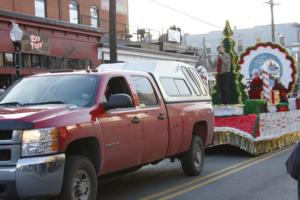 37th Annual Mayors Christmas Parade 2009\nPhotography by: Buckleman Photography\nall images ©2009 Buckleman Photography\nThe images displayed here are of low resolution;\nReprints available,  please contact us: \ngerard@bucklemanphotography.com\n410.608.7990\nbucklemanphotography.com\n3688.CR2