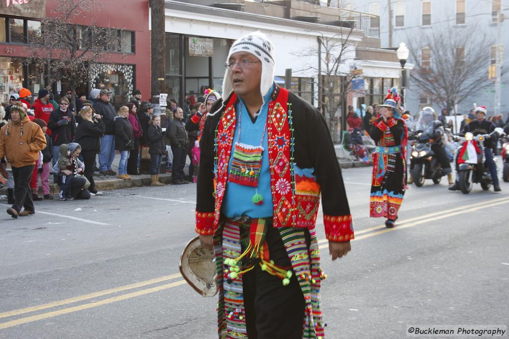 37th Annual Mayors Christmas Parade 2009\nPhotography by: Buckleman Photography\nall images ©2009 Buckleman Photography\nThe images displayed here are of low resolution;\nReprints available,  please contact us: \ngerard@bucklemanphotography.com\n410.608.7990\nbucklemanphotography.com\n3736.CR2