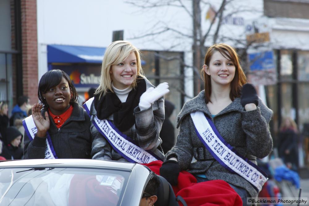 37th Annual Mayors Christmas Parade 2009\nPhotography by: Buckleman Photography\nall images ©2009 Buckleman Photography\nThe images displayed here are of low resolution;\nReprints available,  please contact us: \ngerard@bucklemanphotography.com\n410.608.7990\nbucklemanphotography.com\n3754.CR2